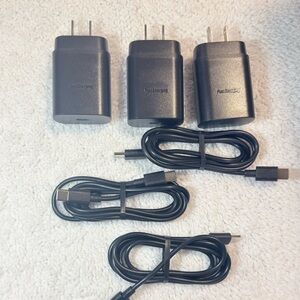 Pack of 3 Fast Charging Wall Adapters & USB-C to USB-C Cables - New in Box